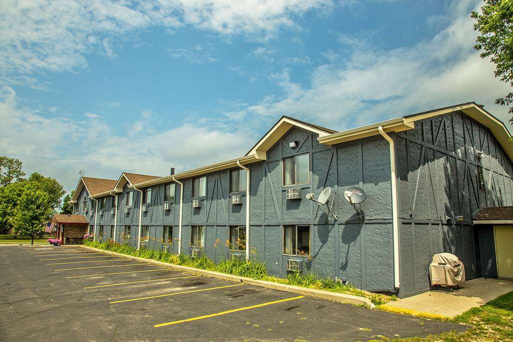 Americas Best Value Inn & Suites Detroit Lakes Zewnętrze zdjęcie
