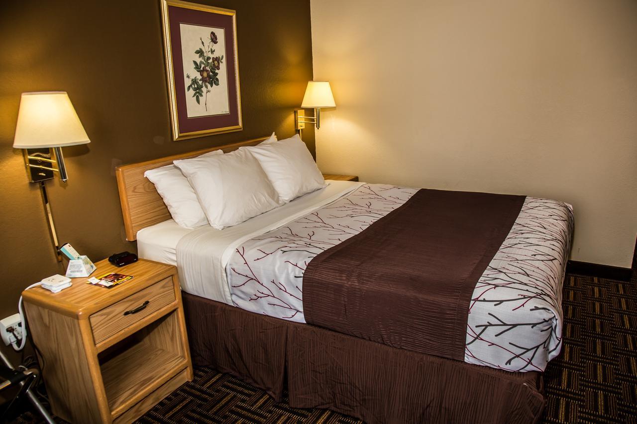 Americas Best Value Inn & Suites Detroit Lakes Zewnętrze zdjęcie