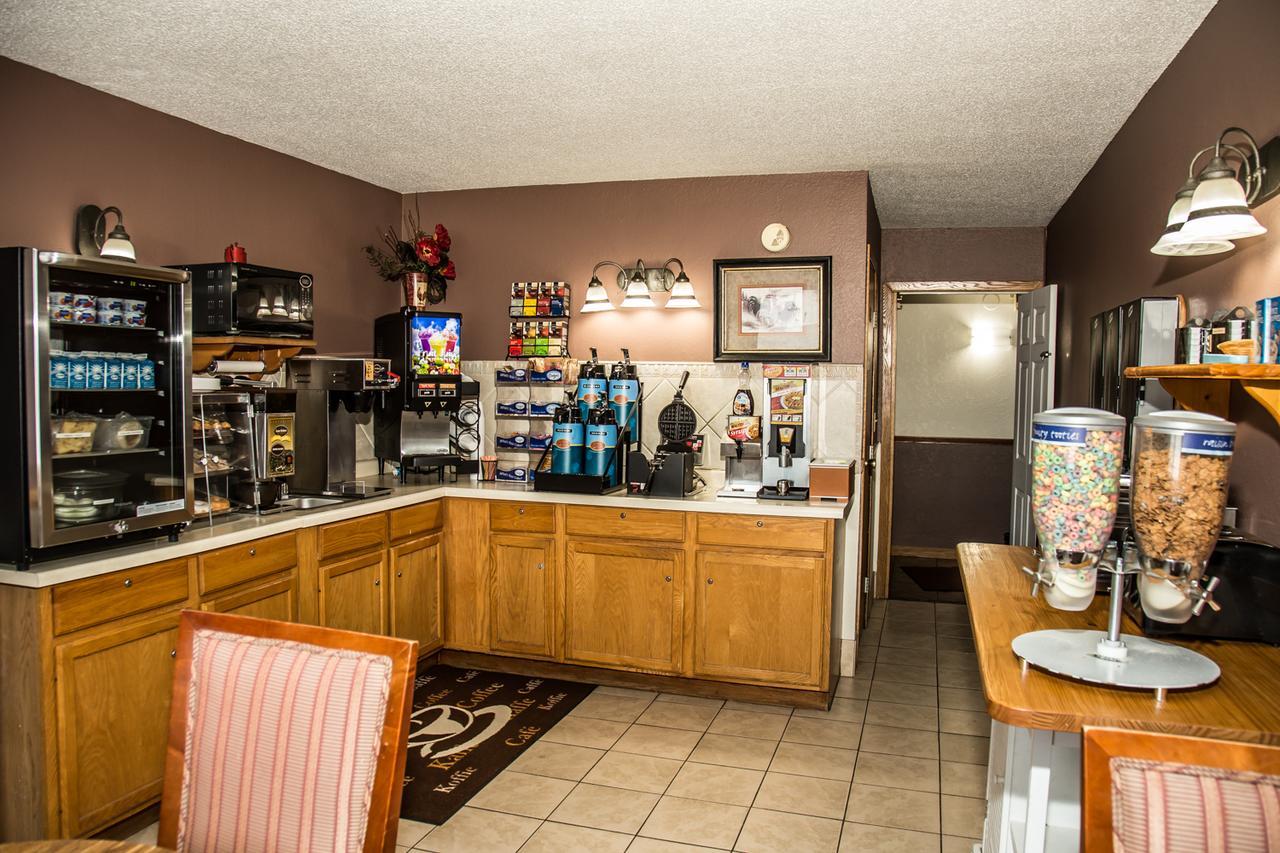 Americas Best Value Inn & Suites Detroit Lakes Zewnętrze zdjęcie