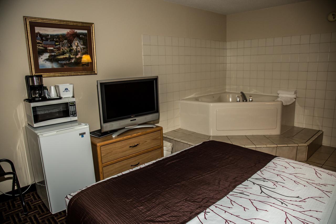 Americas Best Value Inn & Suites Detroit Lakes Zewnętrze zdjęcie