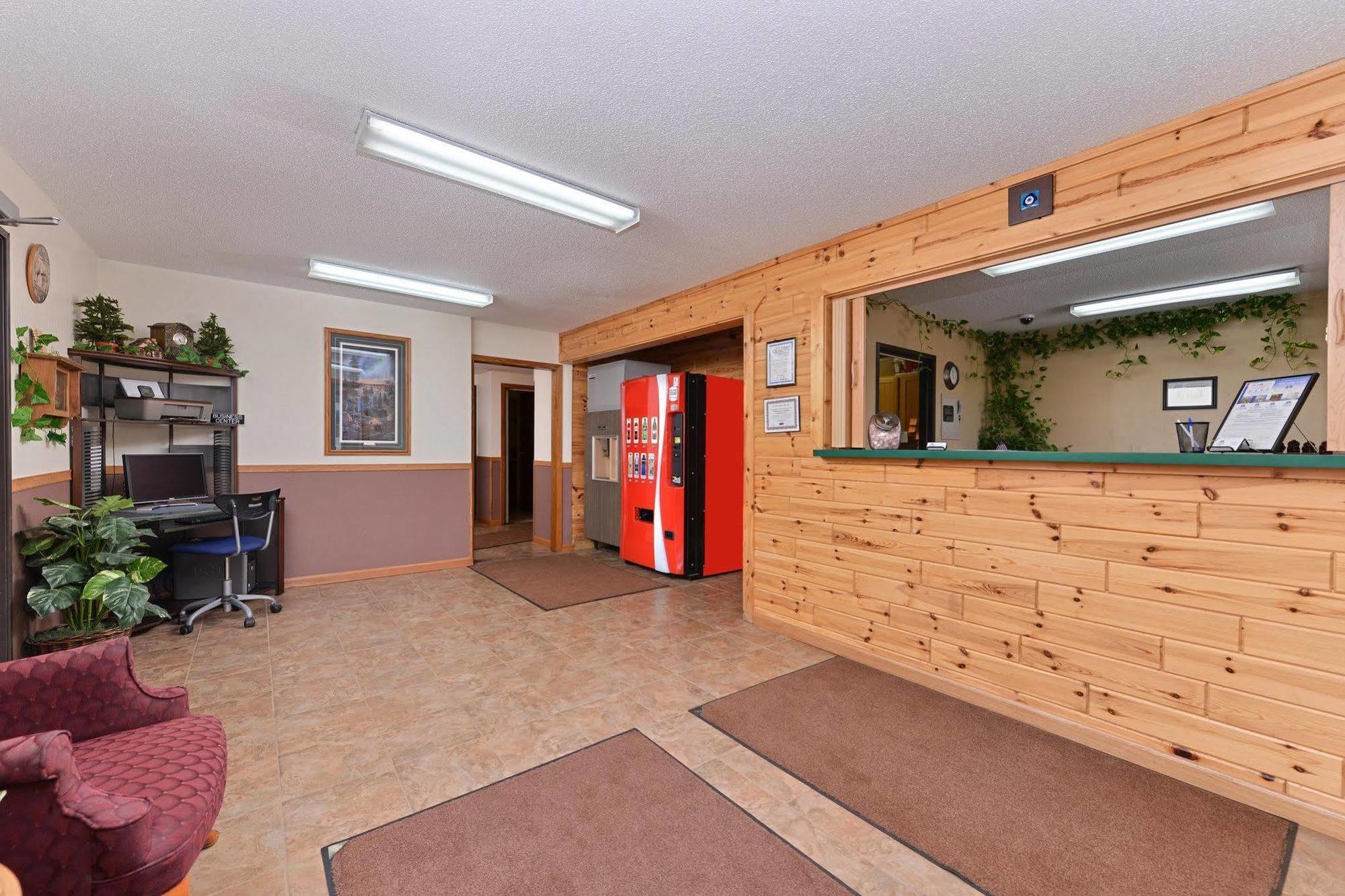 Americas Best Value Inn & Suites Detroit Lakes Zewnętrze zdjęcie