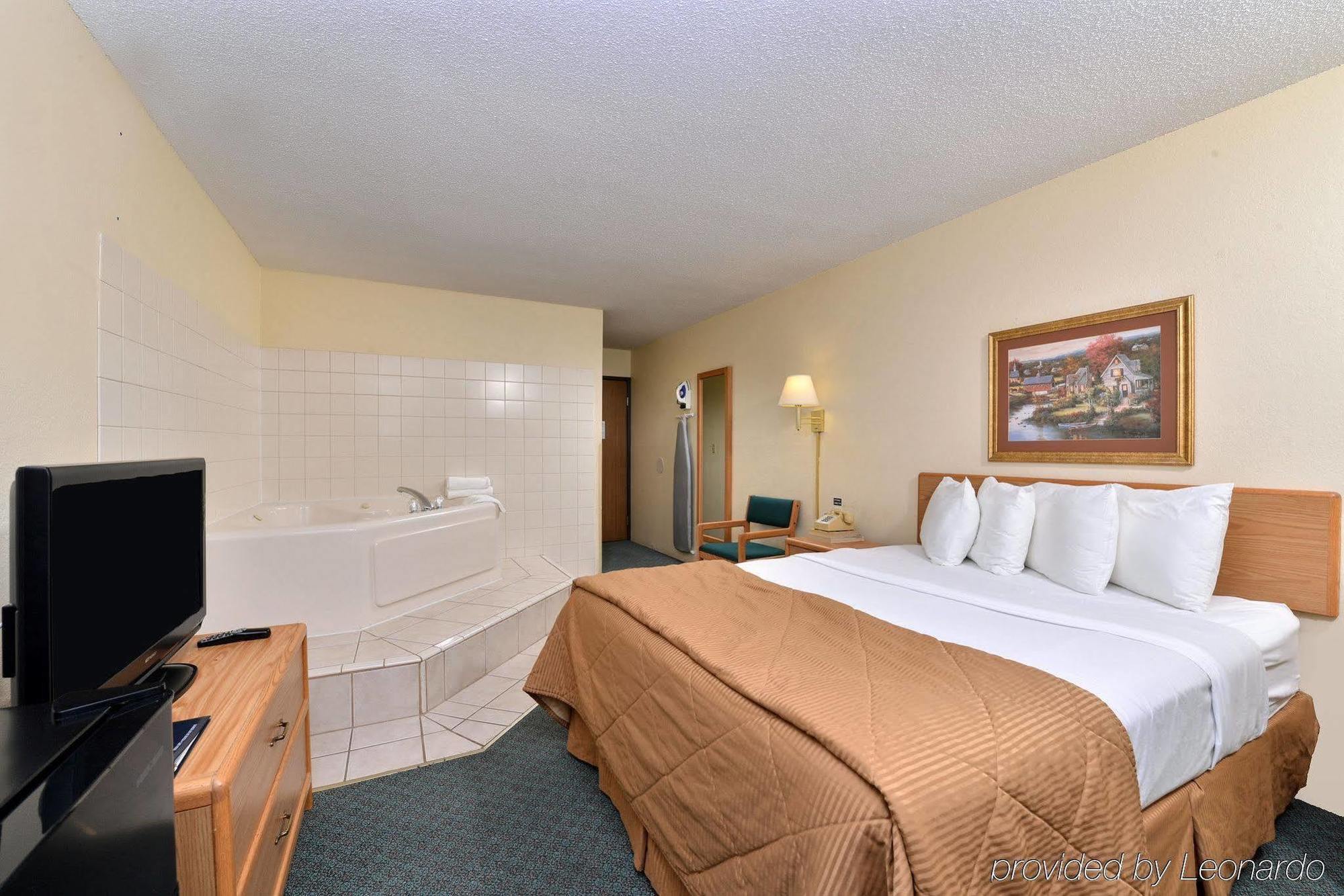 Americas Best Value Inn & Suites Detroit Lakes Zewnętrze zdjęcie