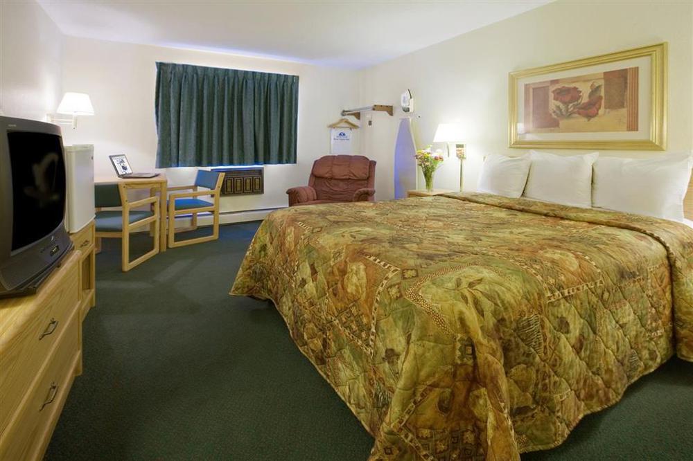 Americas Best Value Inn & Suites Detroit Lakes Pokój zdjęcie